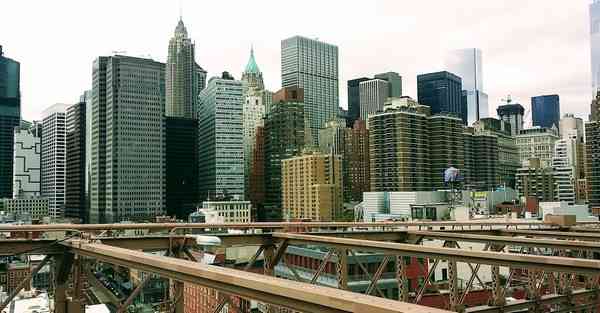 企业展厅互动屏幕_企业展厅互动