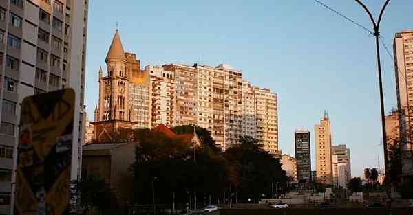 智能展架_智能展箱展示灯